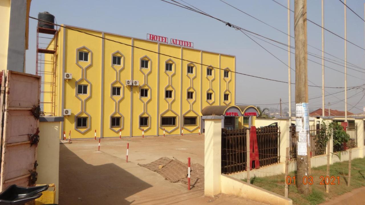 Hotel Altitel Bafoussam Luaran gambar