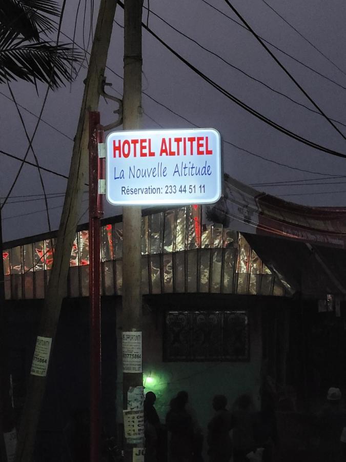 Hotel Altitel Bafoussam Luaran gambar