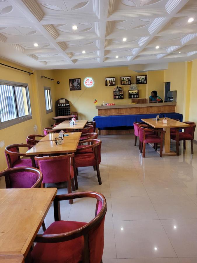 Hotel Altitel Bafoussam Luaran gambar