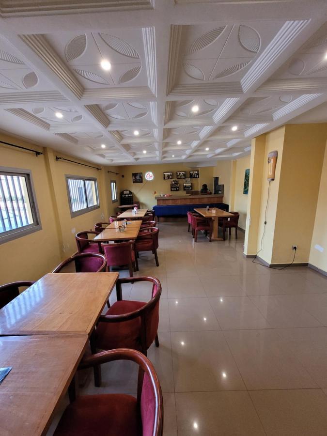 Hotel Altitel Bafoussam Luaran gambar