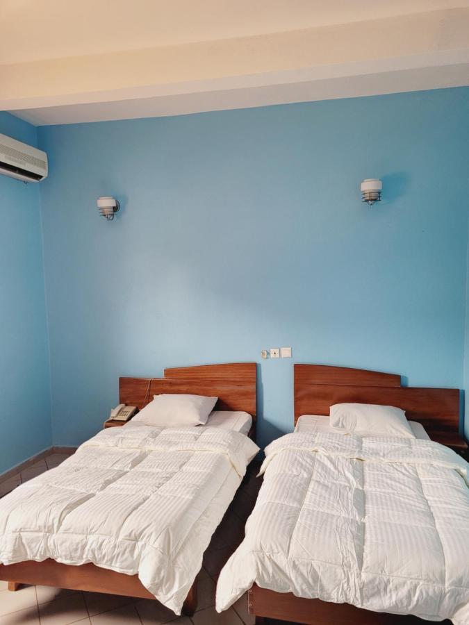 Hotel Altitel Bafoussam Luaran gambar
