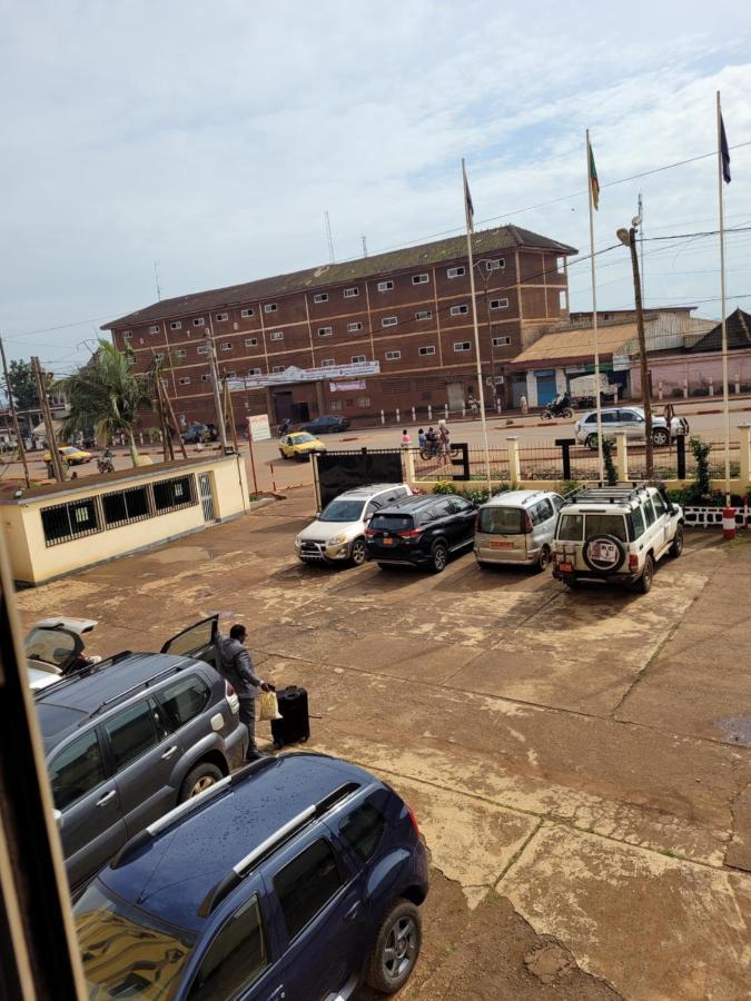 Hotel Altitel Bafoussam Luaran gambar