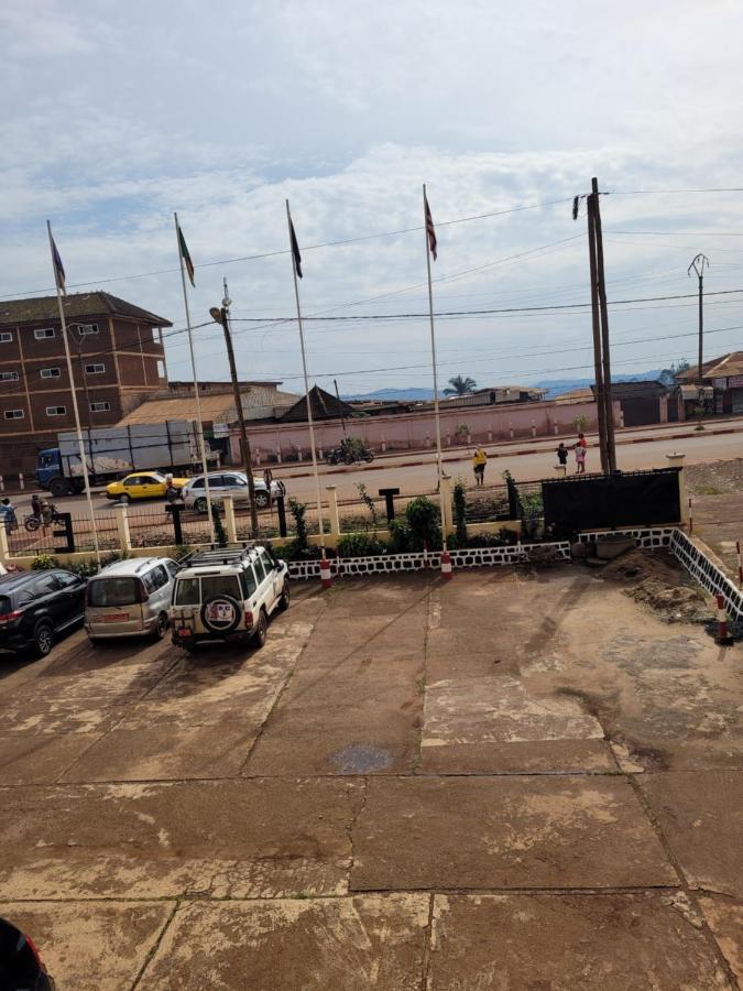 Hotel Altitel Bafoussam Luaran gambar