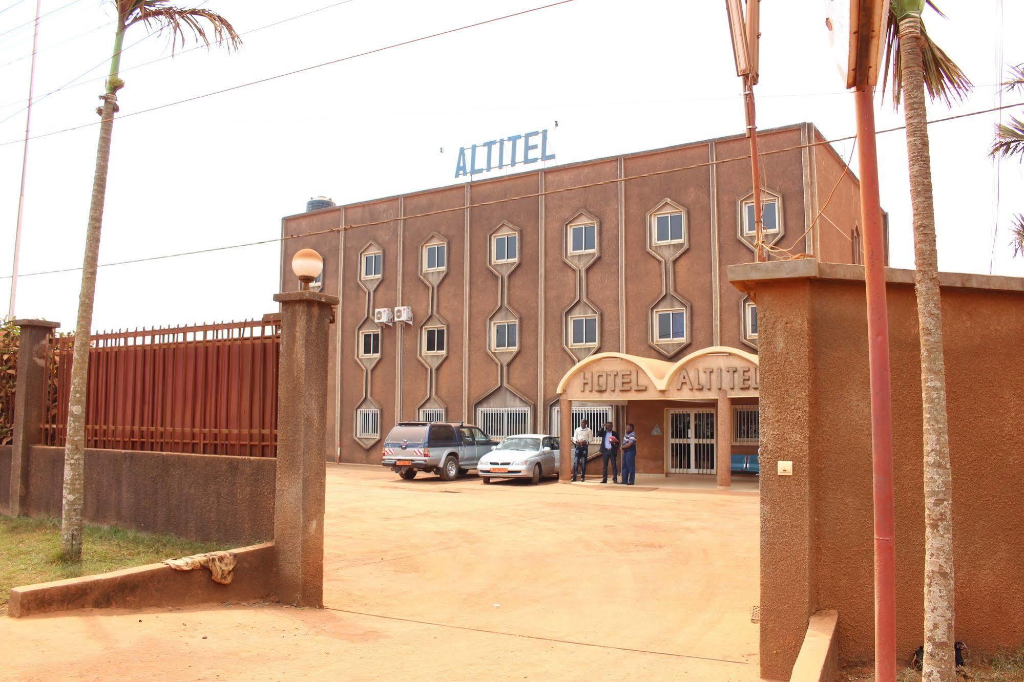 Hotel Altitel Bafoussam Luaran gambar