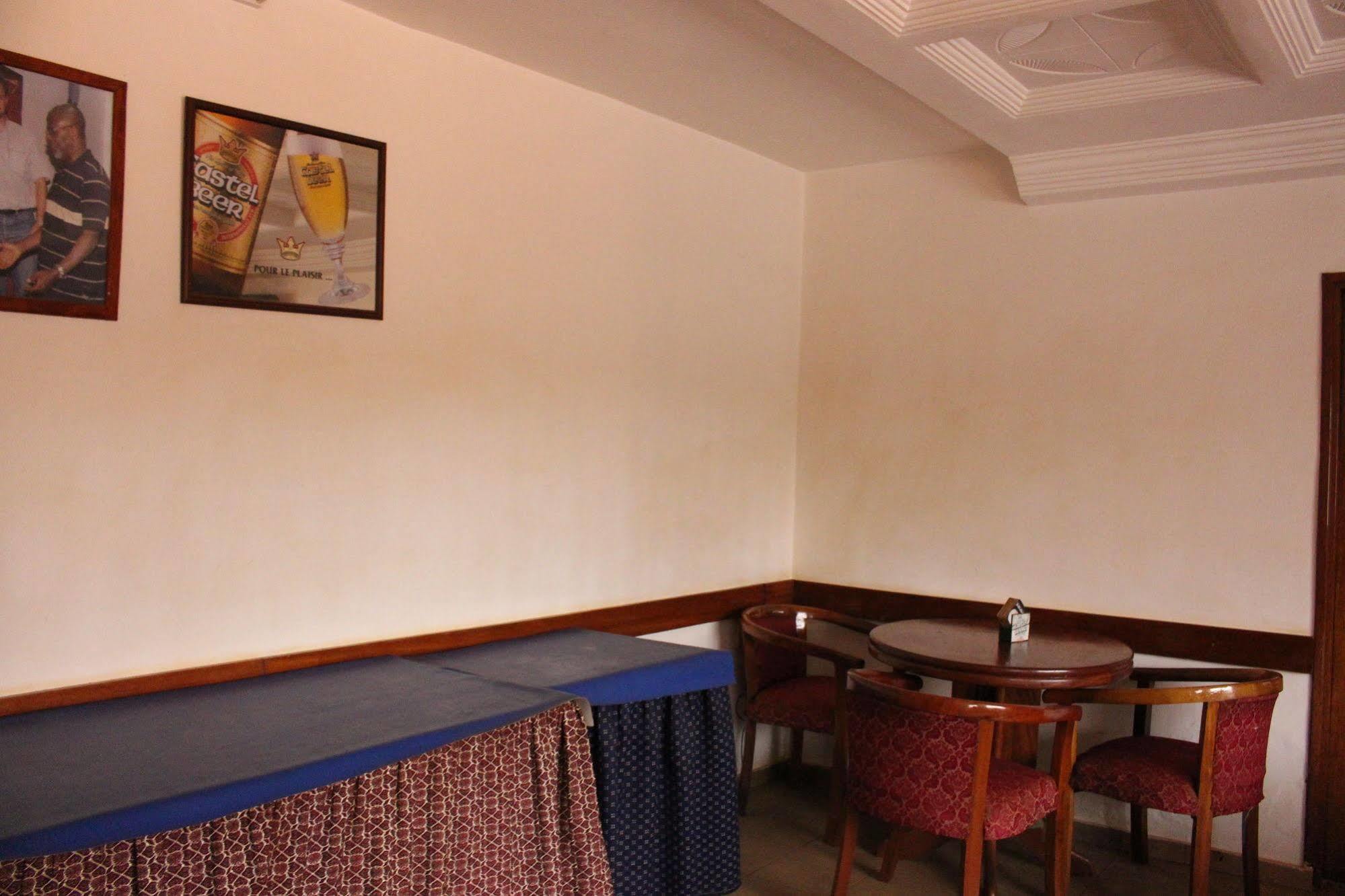 Hotel Altitel Bafoussam Luaran gambar